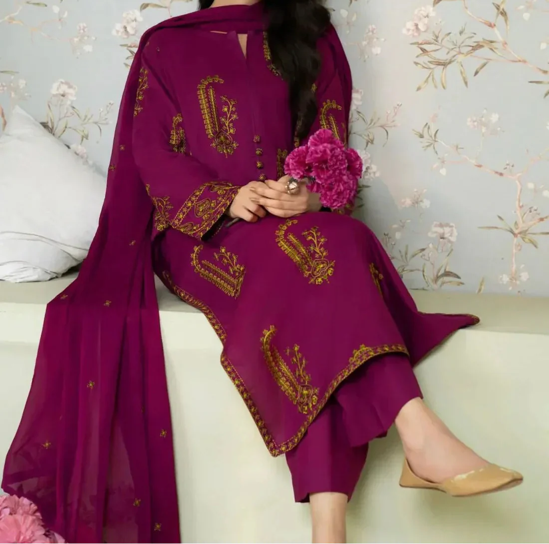 AMBER EMBROIDERED 2 PCS